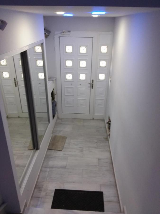 Giorgios Zeta Gazi view apartments Athene Buitenkant foto